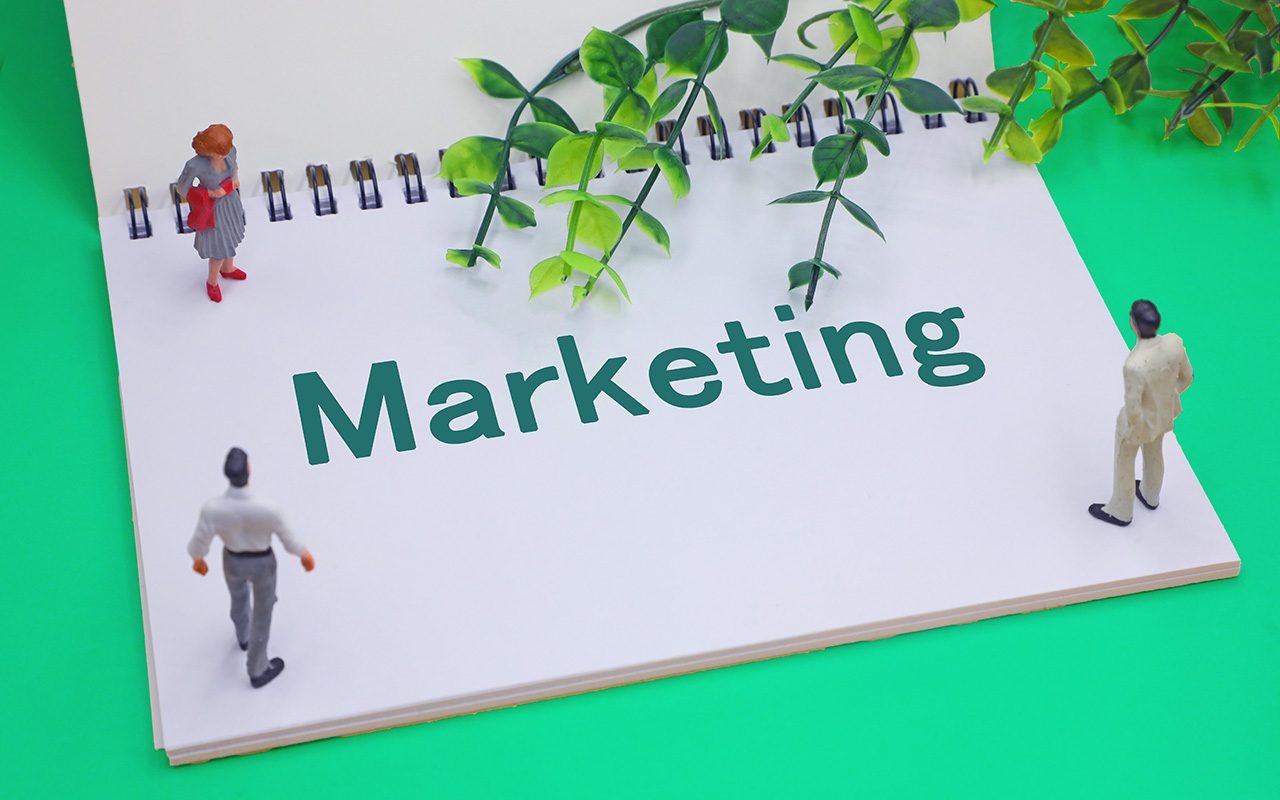 マーケティングに資格はいらない? おすすめ資格と資格取得よりも重要なことを解説